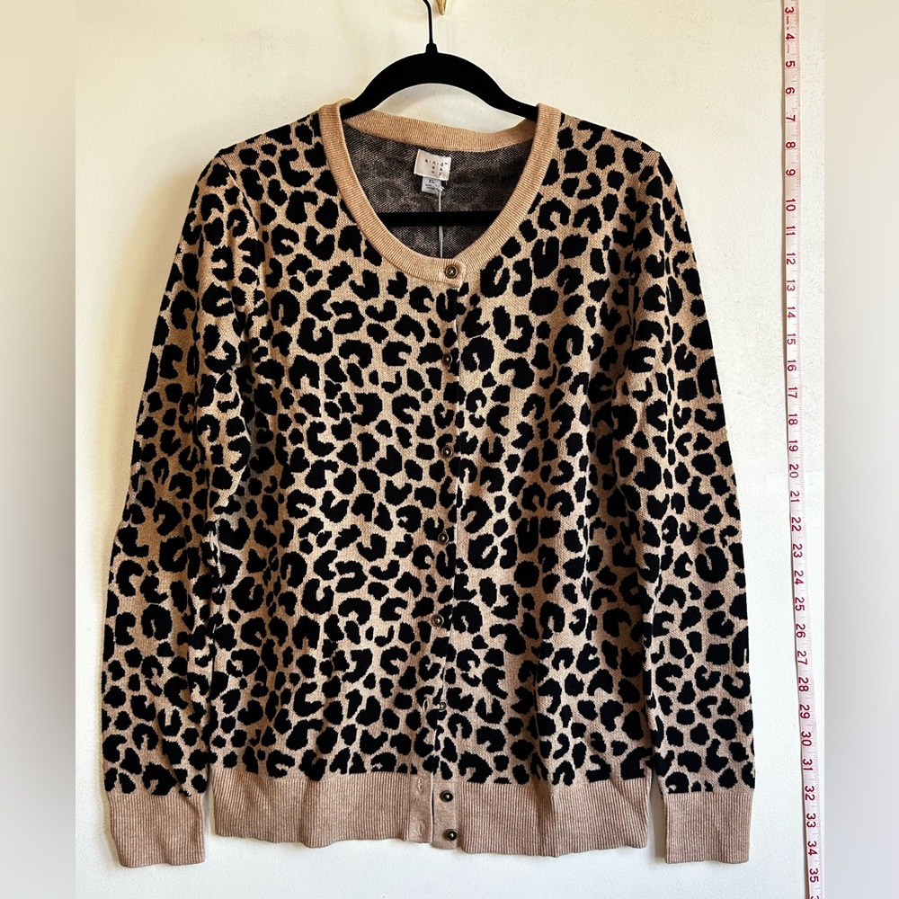 A New Day brand, Leopard print Button down Sweater, Size XL, Women’s NWT